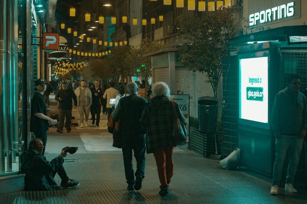 Révolution COVID-19 : Transformations et Défis pour l'Industrie de l'Opéra